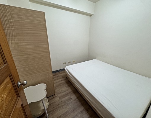 ◎徐匯中學捷運旁黃金三樓美寓/可租補/看房付定租金再減一千 - Image 5