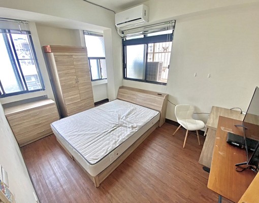 可租補✨正一房一廳✨超便宜小資首選✨陽台獨洗曬✨採光視野美房 - Image 1