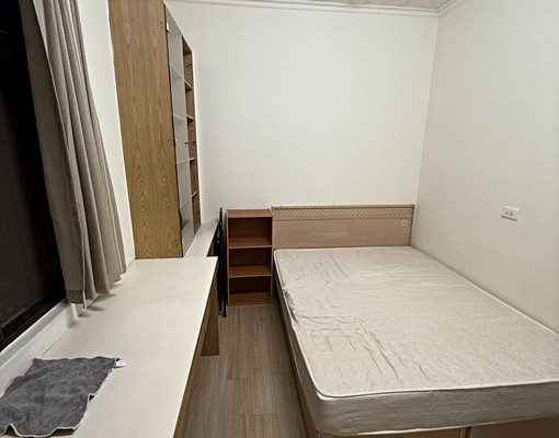 秀朗橋❣️可貓可貓對外窗採光通風家具齊全包水網路家具齊全! - Image 2