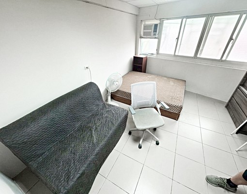 捷運永安市場◆超值套房◆採光屋況佳★寬敞 - Image 1