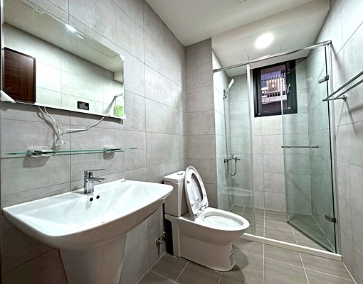 社宅/免仲可租補，青埔市區田園大三房+平面大車位 - Image 3