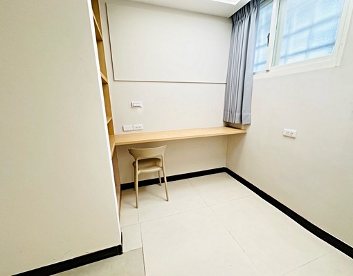 忠孝新生站/租屋補助/台水台電/報稅入籍/變頻冷氣/採光極佳 - Image 5