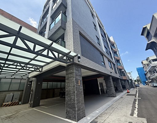 租-竹南國小日系三房+平車華廈 - Image 1