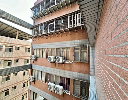 !可貓!可租補真理大學蝦皮電梯分租大套房 - Image 8