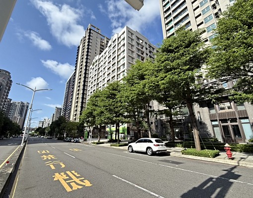 美術館/太子紐約57街精美2房/附傢俱電全/可租補 - Image 11