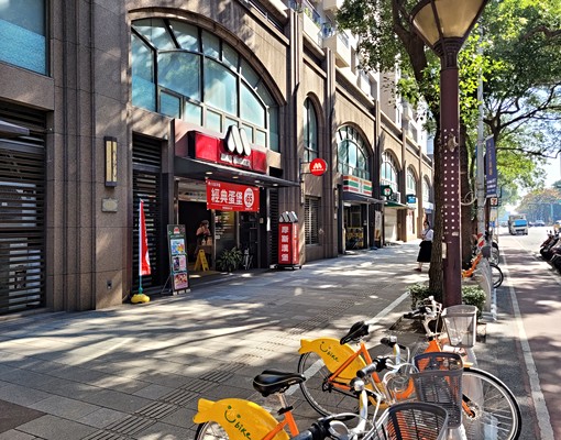 可租補|大棟距採光佳|無暗房|家樂福商圈|住商 李文旭 - Image 15