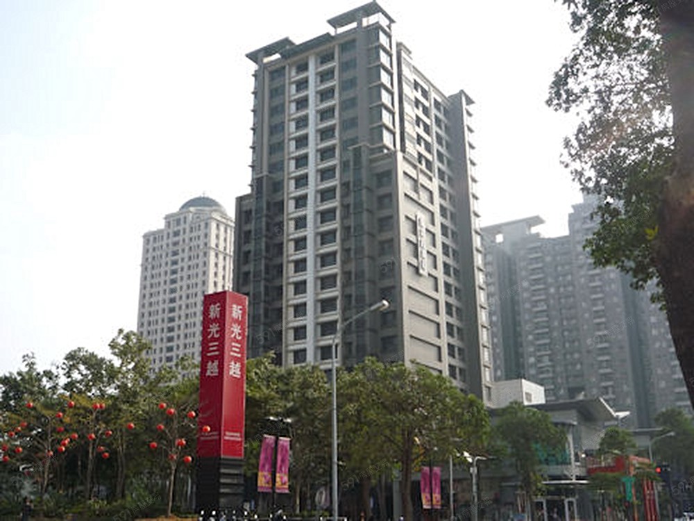 吳柔霏0932-648-584 外觀