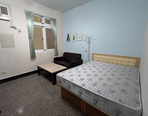 近前鎮高中捷運站、透天電梯套房 - Image 5