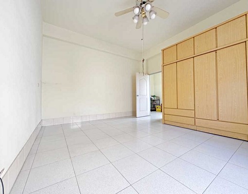 可租補可入戶籍橋頭大地坪透天近高大特區屋況優有車庫停車免煩惱 - Image 12