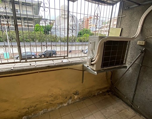 親親戲院育仁國小健行路/公寓爬梯2樓大三房可租補可貓可工作室 - Image 6