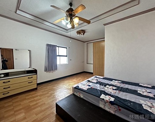 安南區復古車庫透天四房可租補、寵物 - Image 7