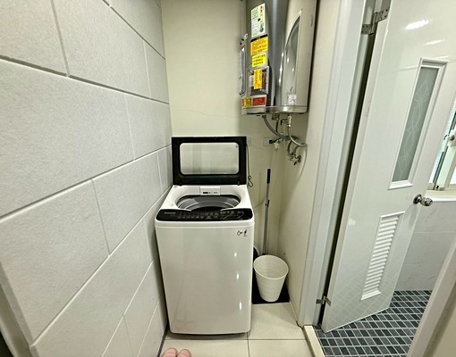 世貿、包水網路/採光通風佳獨洗曬全新裝潢🏠機能佳 - Image 7