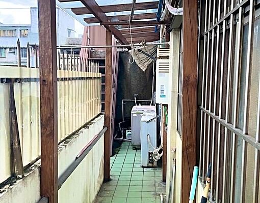 民生社區,2房實木屋,台水電瓦斯,報稅租補,收垃圾 - Image 12