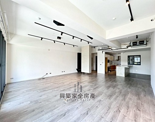 ⛩️【成功學區豪宅】🔥大空間三改二房大露臺|含雙車位 - Image 10