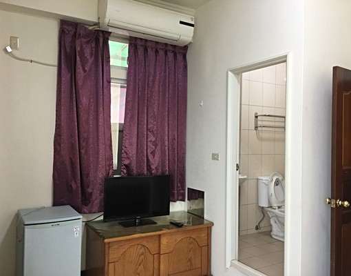 【套房出租】嘉義大學對面,家具齊全可立即入,生活機能佳 - Image 4