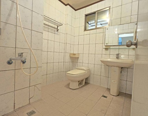 面羅運公園第一排景觀車位別墅（羅運公園景觀車位別墅） - Image 9