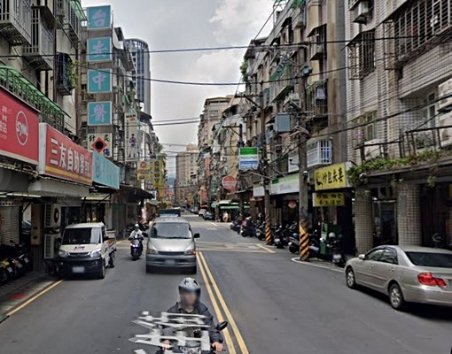 新生街員山路 - Image 1