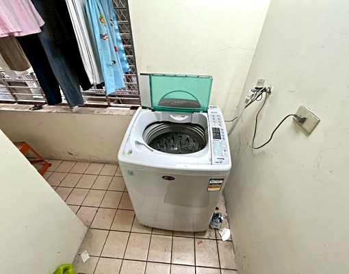 南京三民/限女/免爬高採光通風家具齊全/公用曬衣空間/機能佳 - Image 8