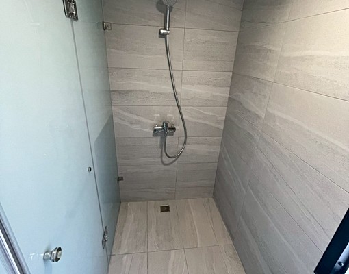 可租補近東海中科工業區電梯樓中樓陽台套房全社區最便宜 - Image 6