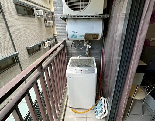 可租補近逢甲大學獨洗陽台電梯民宿風格套房 - Image 2