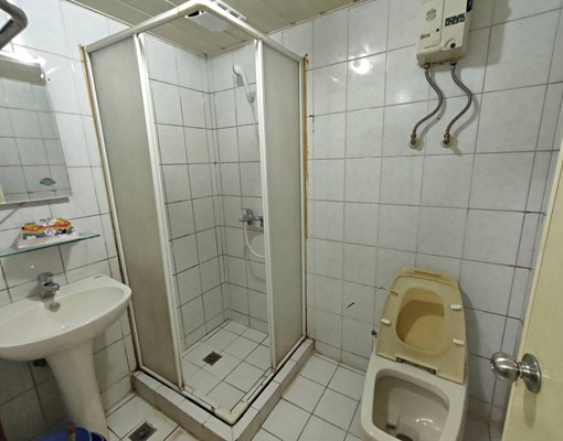 專任★秒殺★中國醫藥旁★漂亮美套房★採光超級好★ - Image 3