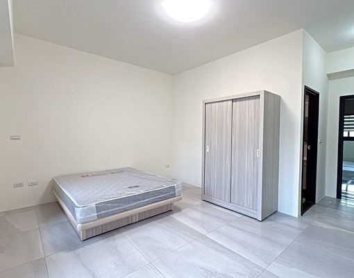 ⭐️全新透天擁有電梯一大享受⭐️新建案可租補 - Image 3