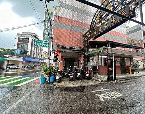 近803醫院勤益科大車程1分鐘採光套房出租傢俱電齊全 - Image 3