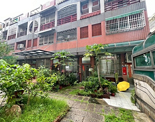 近803醫院勤益科大車程1分鐘採光套房出租傢俱電齊全 - Image 5