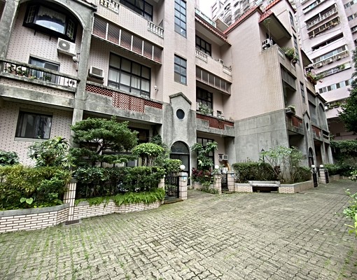 自立路一樓下疊別墅 - Image 11