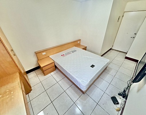 ✨可租補✨共洗曬✨台水電✨24時管理員✨子母車✨近興大✨電梯 - Image 4