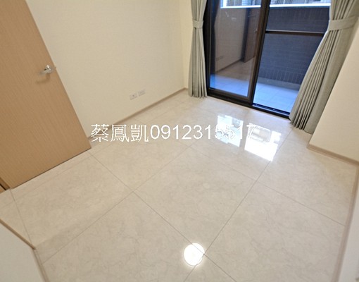 全新交屋/內湖捷運站/湖光市場/漂亮2房車位/租金含稅可租補 - Image 9
