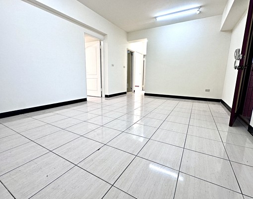 勝利商圈潭子火車站3房+車位+機車位含管💖可租補💖可貓 - Image 9