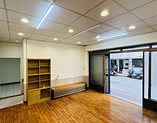 桃園市府附近超大面寬黃金雙店面 - 591租屋網 - Image 1