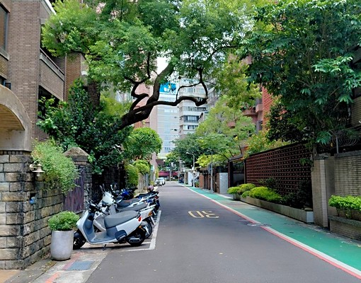 ✰近忠孝新生站建國花市稀有前後庭院 - Image 13