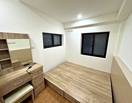 中山國小🏠🌟可寵物🌟新裝潢🌟免爬高🌟乾濕分離🌟 - Image 1
