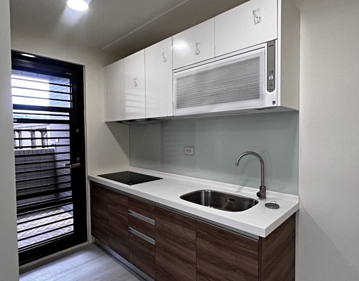 品質之選~一年起租~民族路~30.9坪 - Image 8