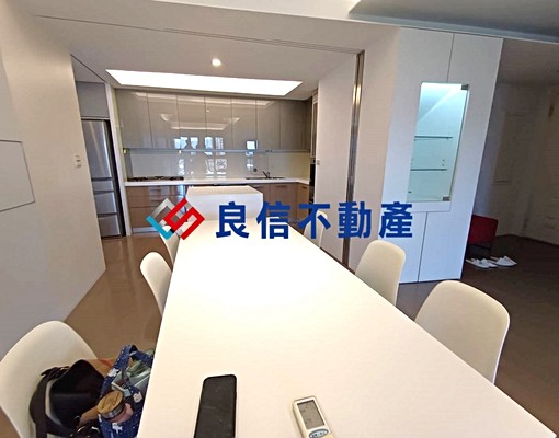 ⭐石牌捷運商圈旁*採光明亮3房⭐ - Image 4