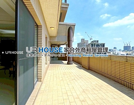 MRT西門。寬敞大空間。優質101景觀。高級享受 - Image 9