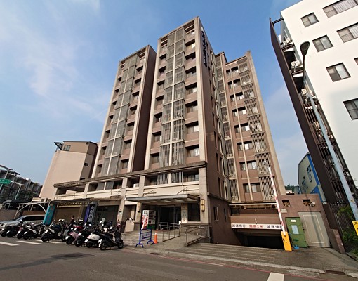 🌝中臺會館套房∣已換新床墊∣禁菸寵∣附機車位∣可租補🌝 - Image 10