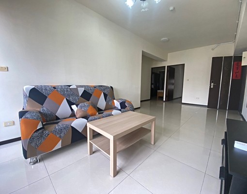 嶺東寶雅忠勇路旁/精美社區二房休旅車位/可租補採光好/特惠件 - Image 3