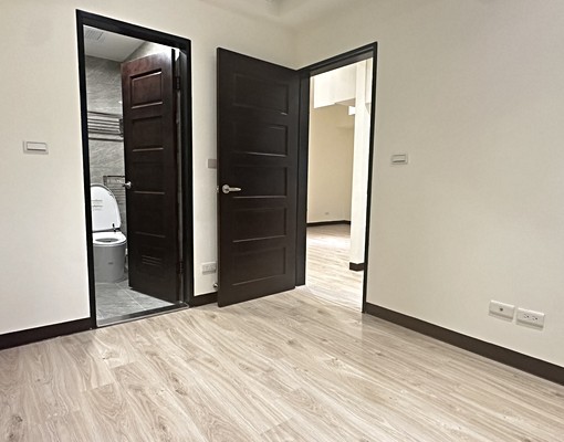 近桃園市政府謙成無二兩房車 - Image 11