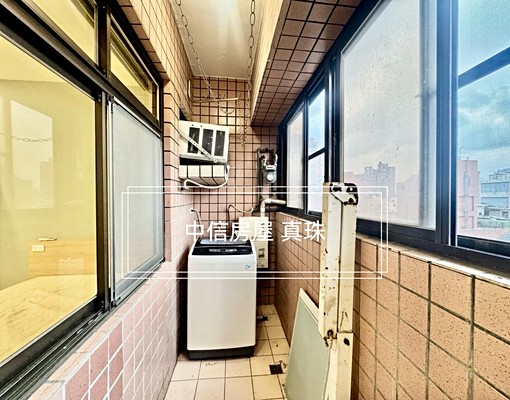 秒殺🔥龍安商圈重新裝潢✔️超大三房含平面車位🔥可租補 - Image 7