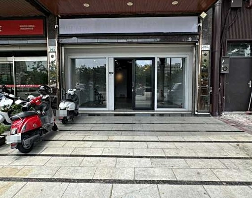 金店面✨楠梓高大特區✨臨路邊間大面寬 - Image 11