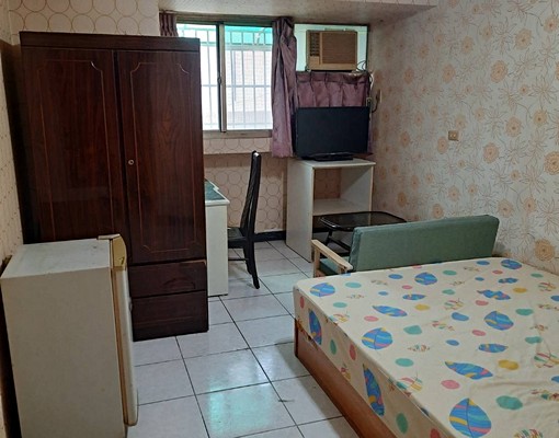 明亮獨立套房出租!可租補 - Image 1