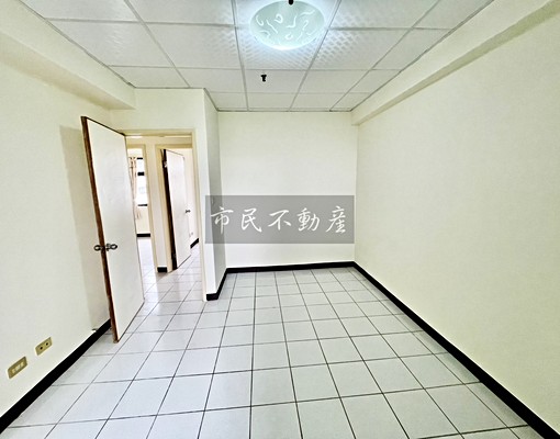 超值~🍎國安國宅🍎高樓層~屋況佳~可租補 - Image 9