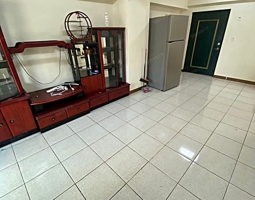 台中高工美村南路附近/精美社區三房可寵 - Image 1