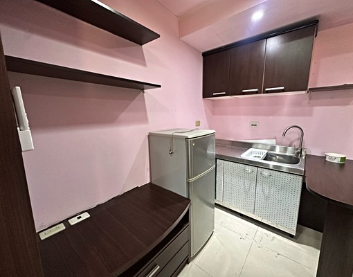 站前復興路戀戀新薇閣小套房可補 - Image 3