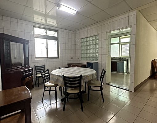 近陽明公園青田街大3房公寓可補助 - Image 3