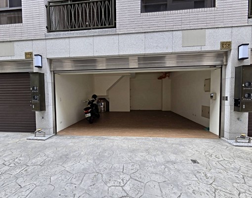 文化平興商圈!海川蘊5社區型別墅!1樓併排雙車庫!免追垃圾車 - Image 4