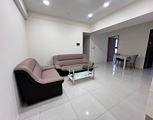 三多商圈京城新世界全新三房平車 - Image 2